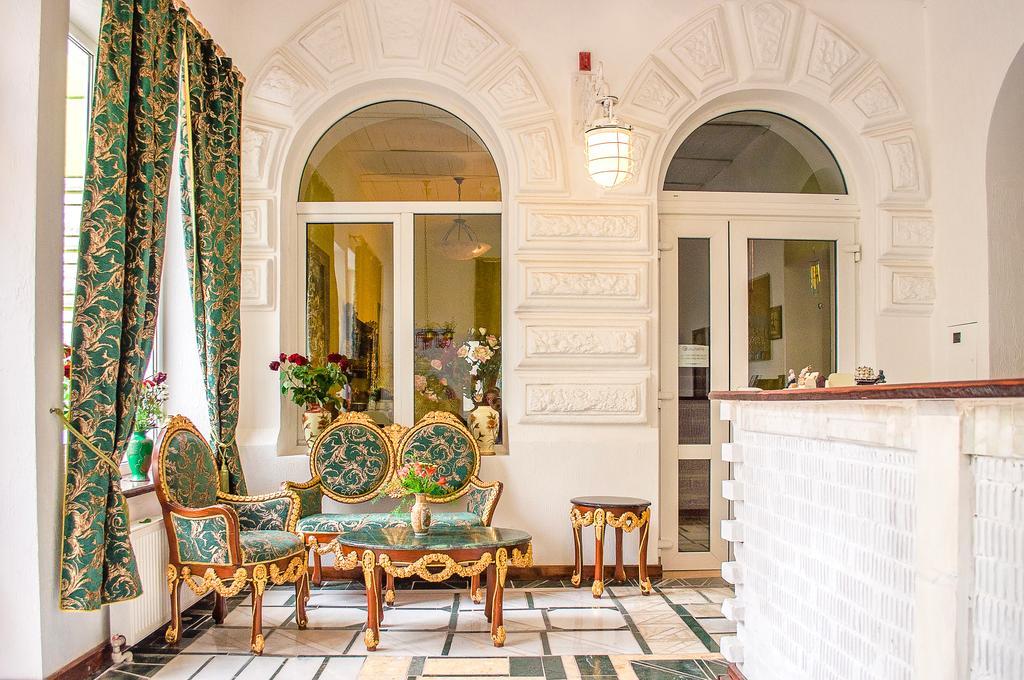 Guest House De Rishelye Odessa Exterior foto